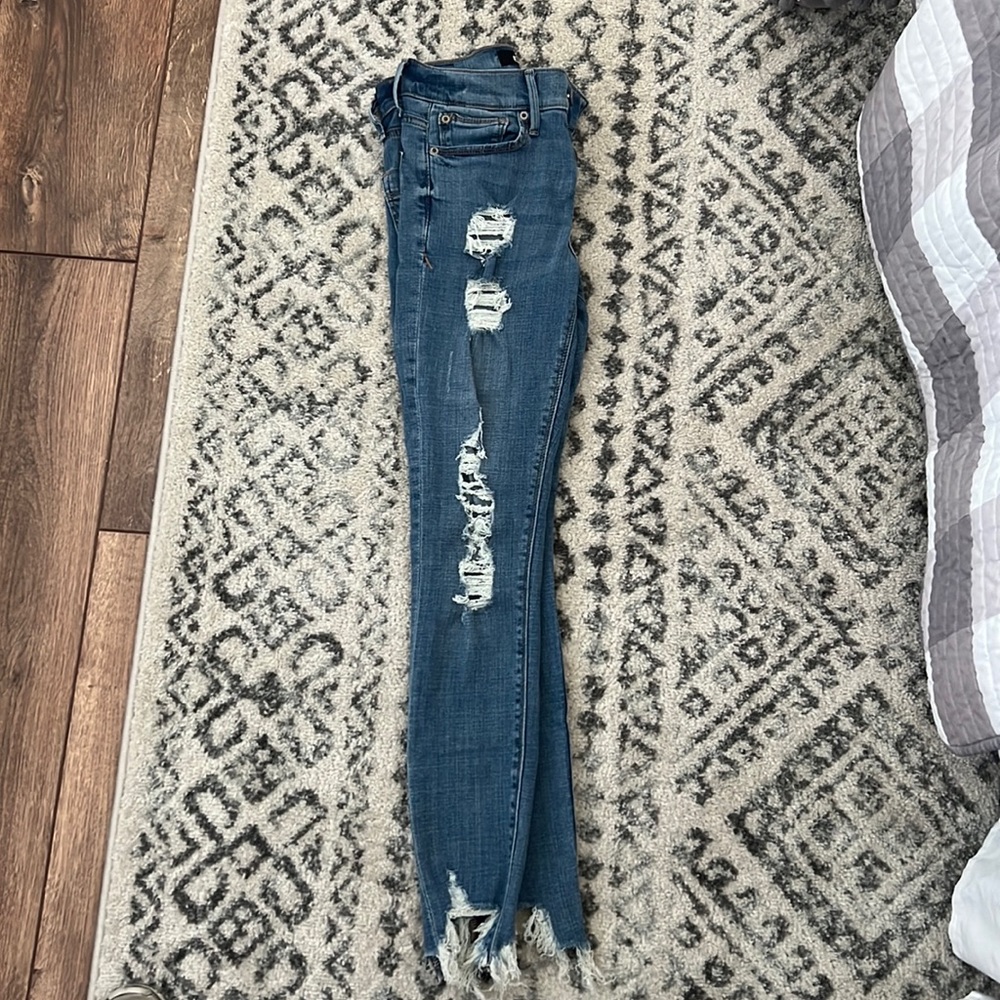 Express mid rise shark bite ankle legging jeans